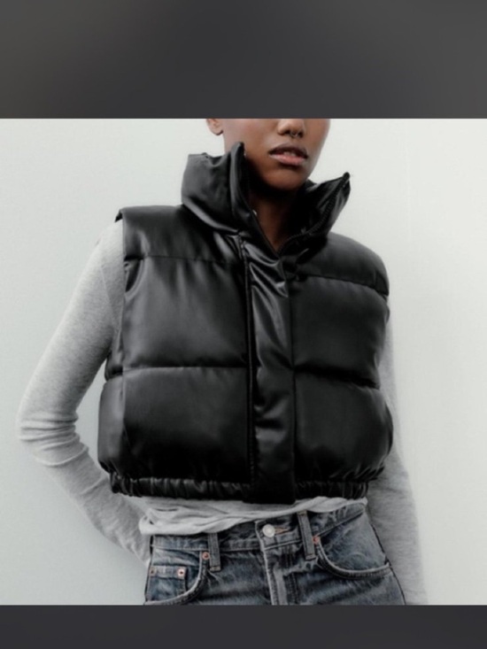 Zara Jackets & Blazers - Zara Black Cropped Puffer Vest